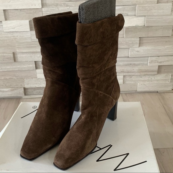 Brown suede boots - Picture 2 of 3